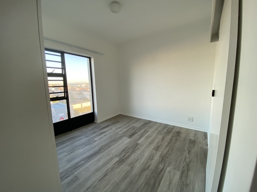 2 Bedroom Property for Sale in Parklands Western Cape